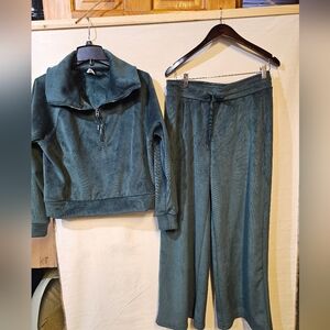 Kyodan Activewear Women's Teal Velour Pants & Jumpsuit Set